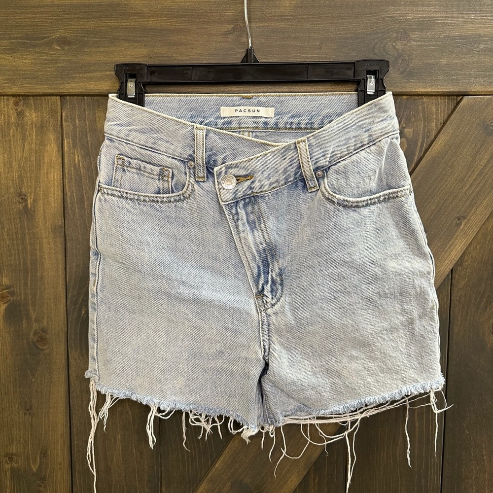 PACSUN 90s Girlfriend Jean Shorts